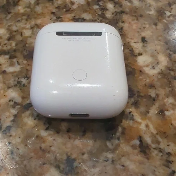 🎧 Apple AirPods (1st Generation) - Picture 4 of 4